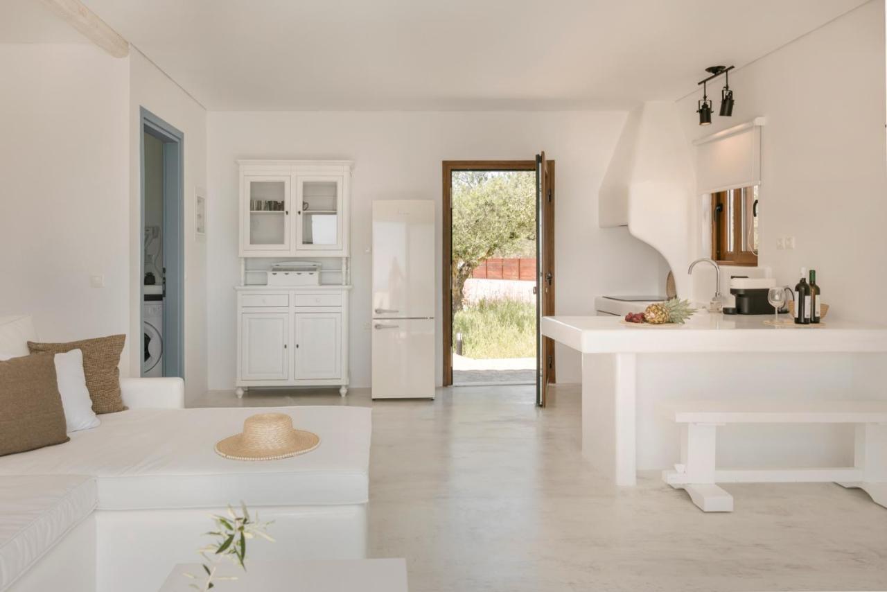 Akrolithos Villas Kouvalata Buitenkant foto