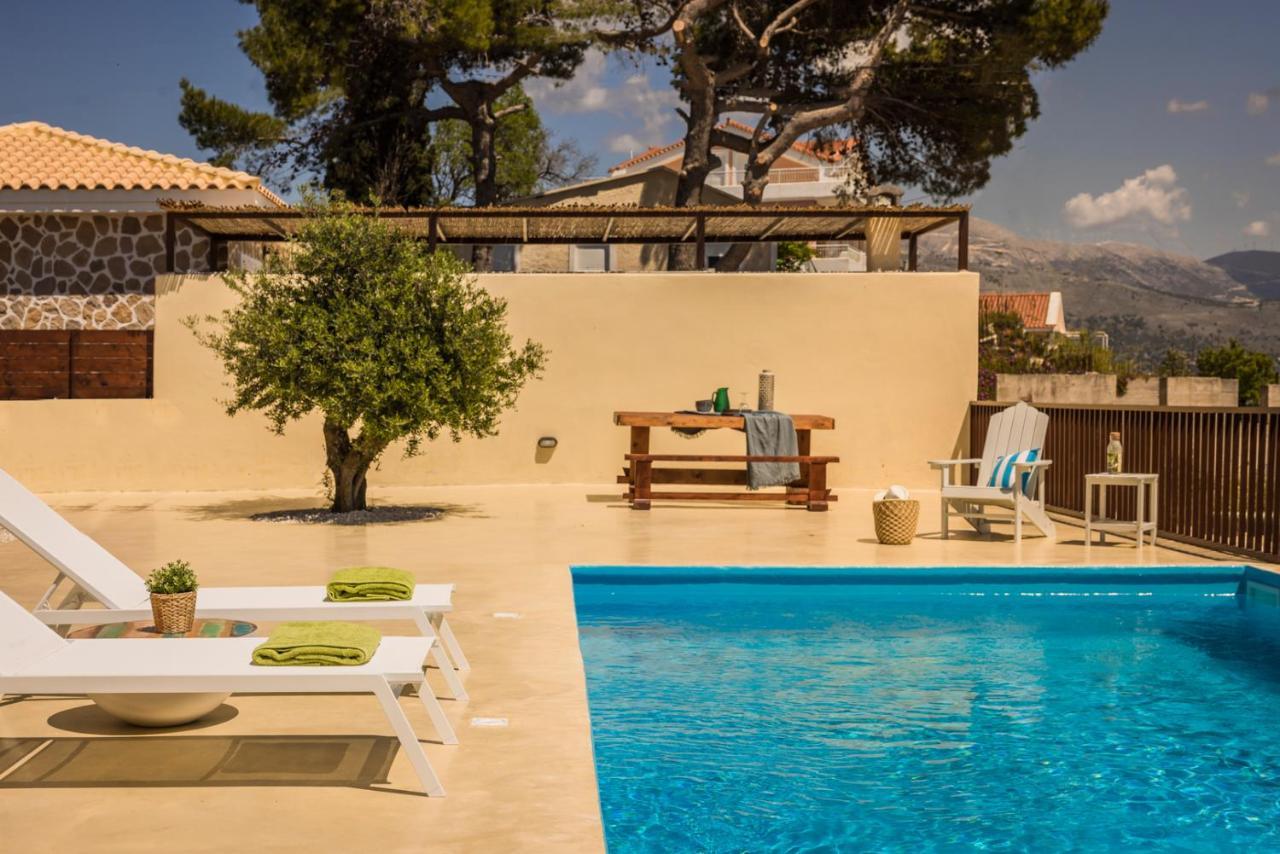 Akrolithos Villas Kouvalata Buitenkant foto