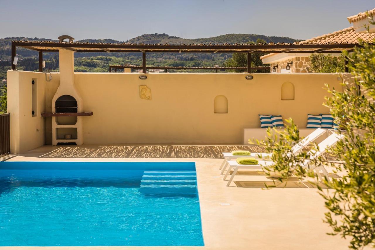 Akrolithos Villas Kouvalata Buitenkant foto