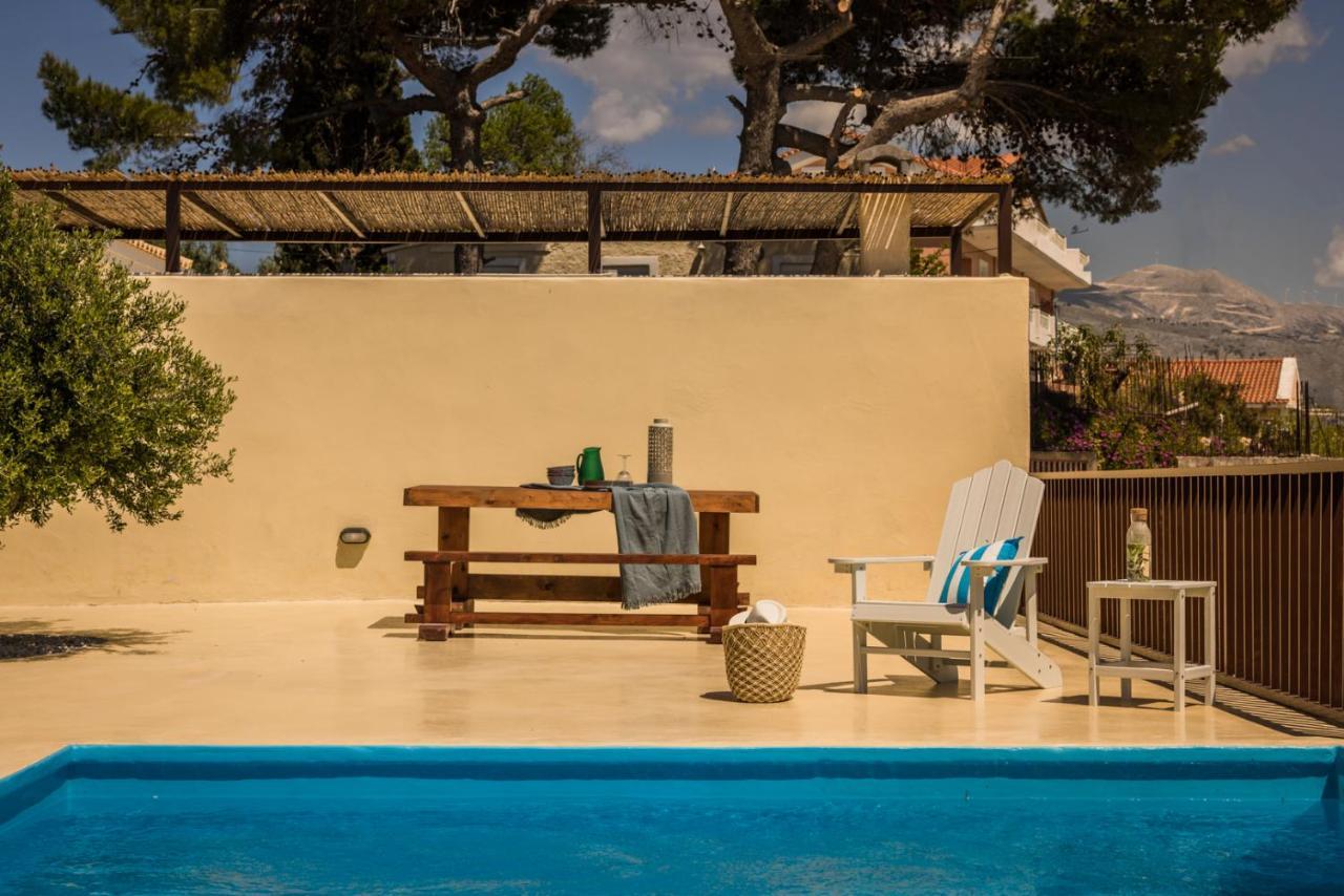 Akrolithos Villas Kouvalata Buitenkant foto
