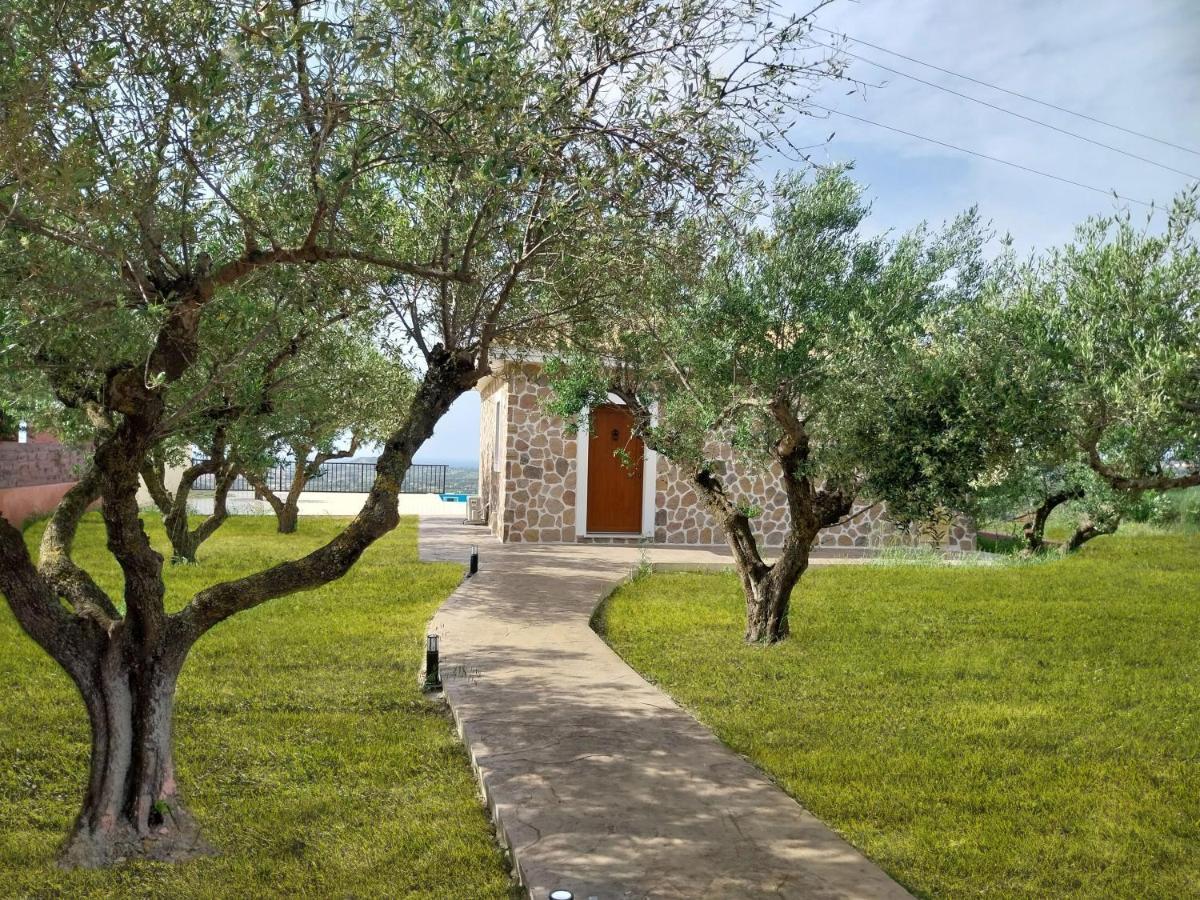 Akrolithos Villas Kouvalata Buitenkant foto
